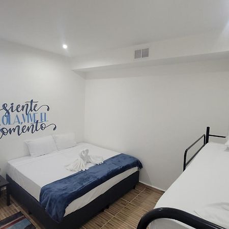 Surfo House Hotel & Hostel 타마린도 외부 사진
