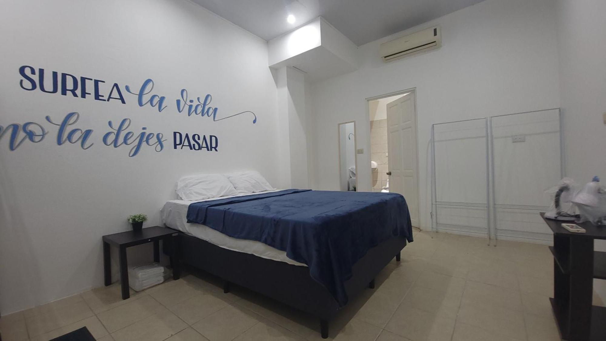 Surfo House Hotel & Hostel 타마린도 외부 사진