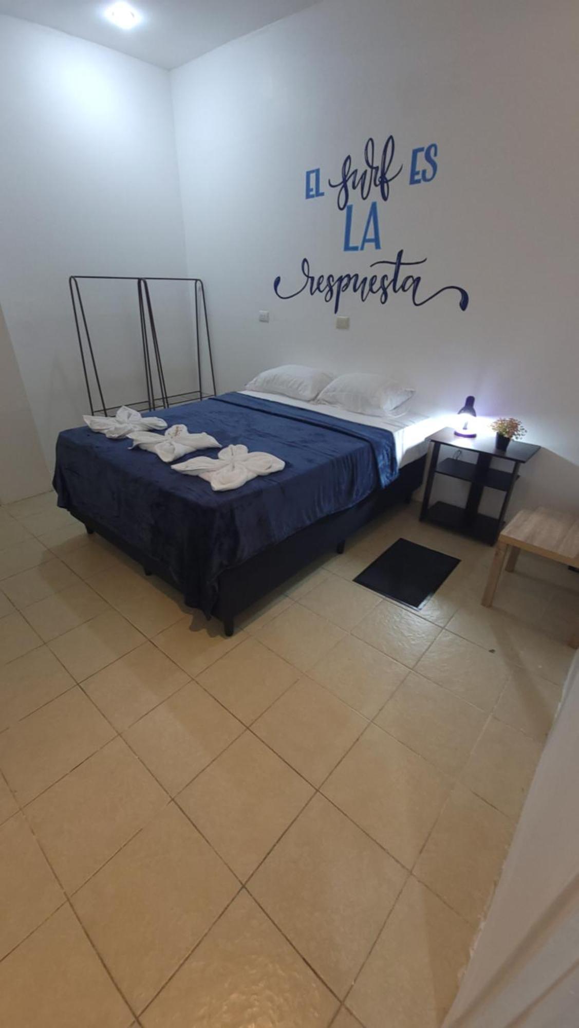 Surfo House Hotel & Hostel 타마린도 외부 사진