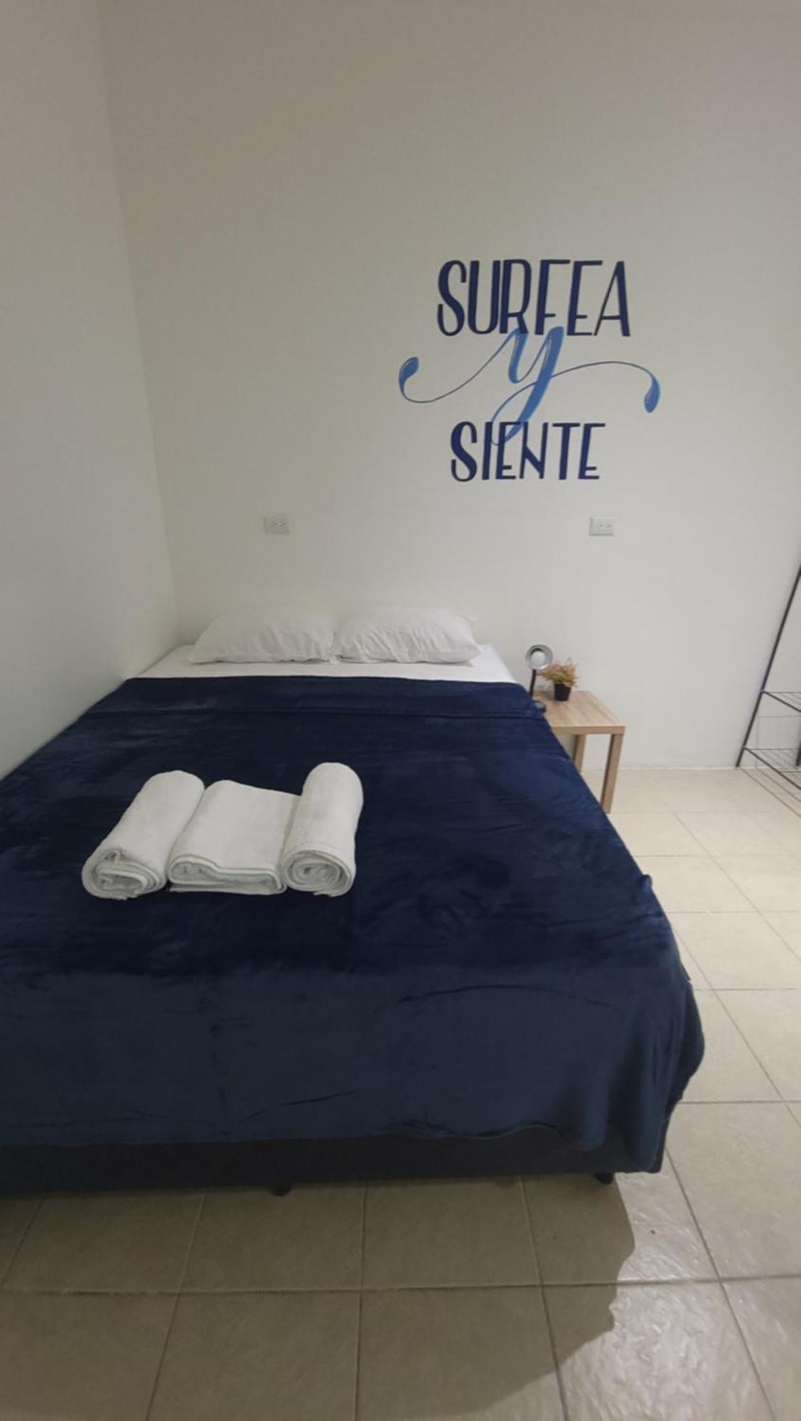 Surfo House Hotel & Hostel 타마린도 외부 사진