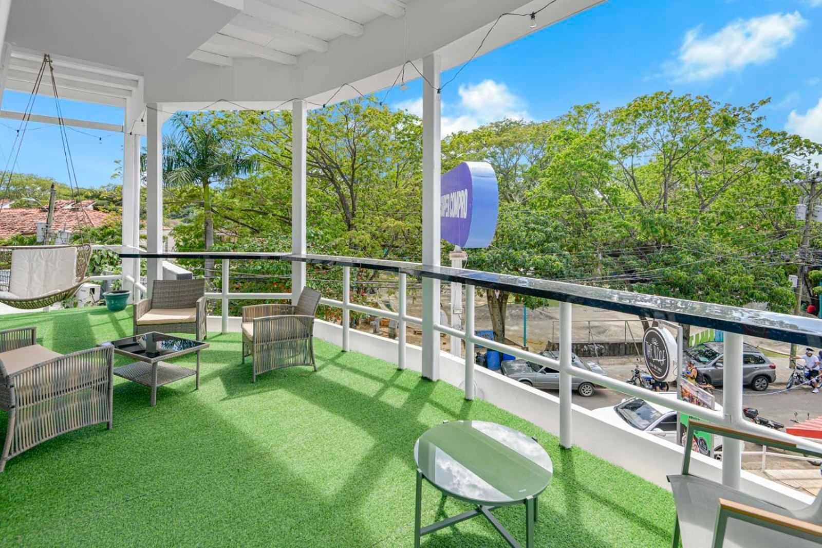 Surfo House Hotel & Hostel 타마린도 외부 사진