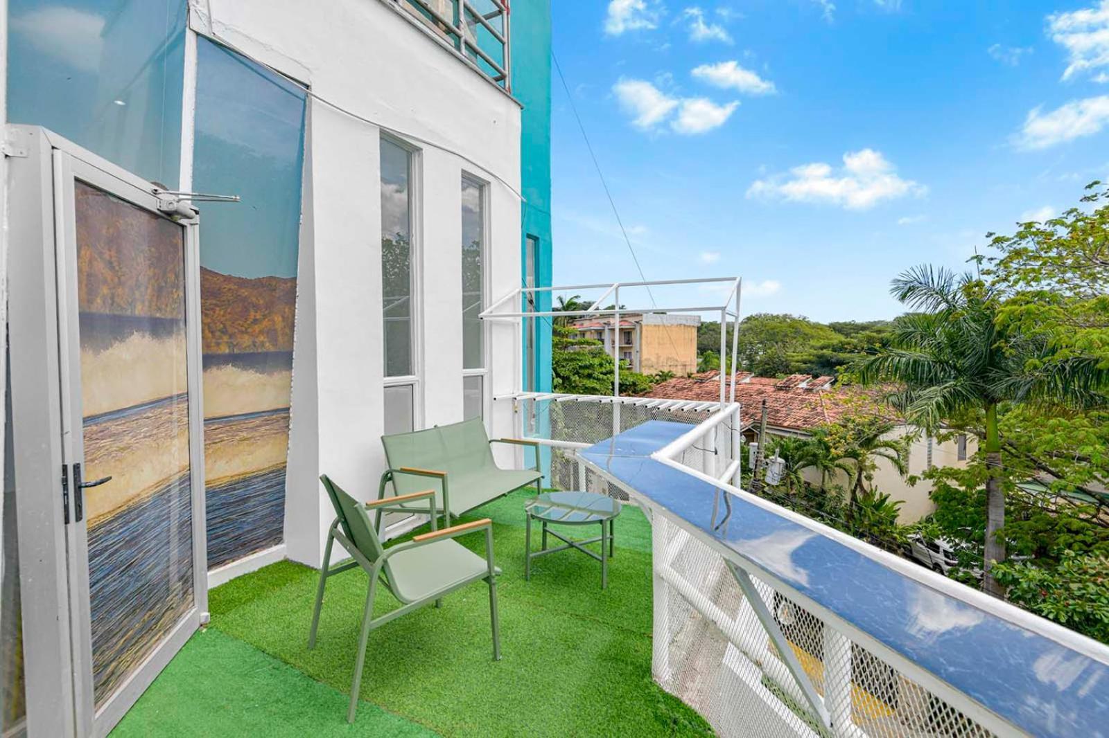 Surfo House Hotel & Hostel 타마린도 외부 사진