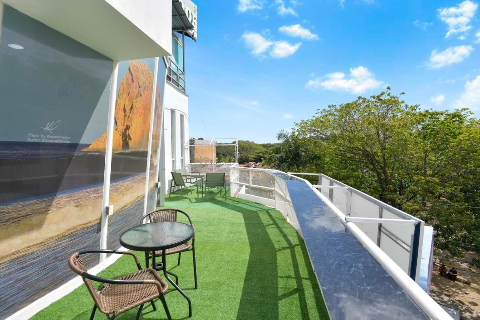 Surfo House Hotel & Hostel 타마린도 외부 사진